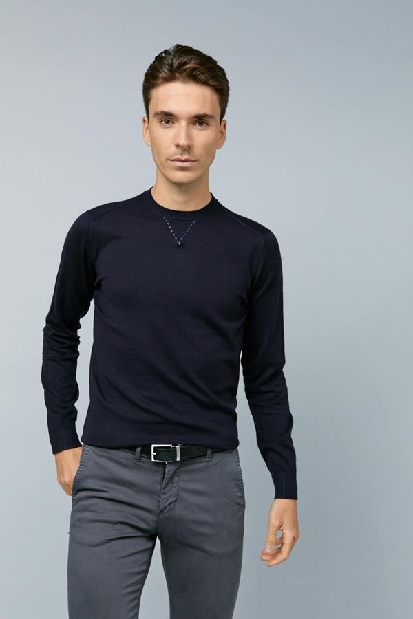 JERSEY CUELLO REDONDO DETALLE BORDADO | ANTONIO MIRO