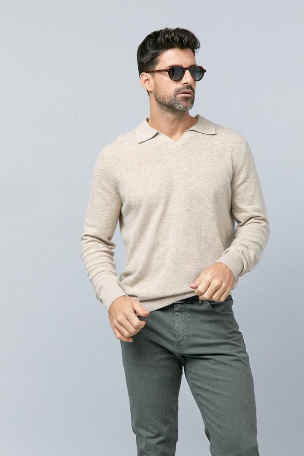 POLO SIN BOTÓN CACHEMIRE CRUDO | ANTONIO MIRO