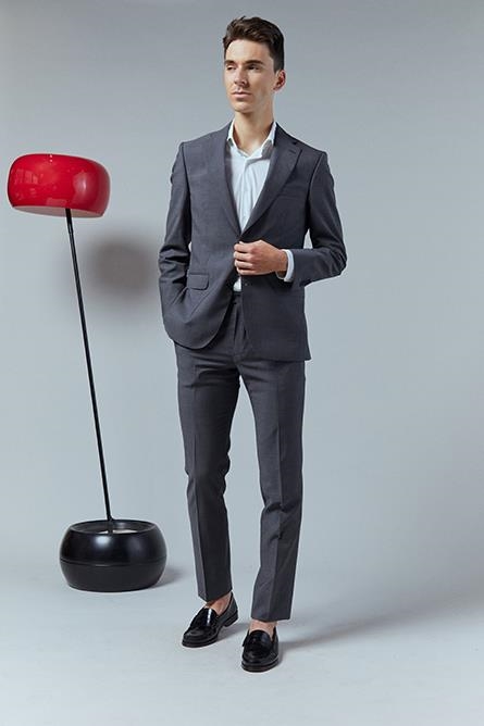 TRAJE LANA FRÍA FALSO LISO GRIS | ANTONIO MIRO