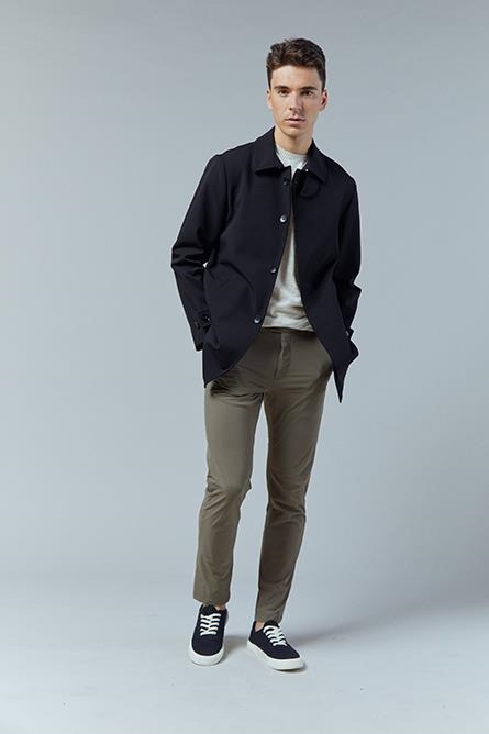 GABARDINA NYLON NEGRO | ANTONIO MIRO