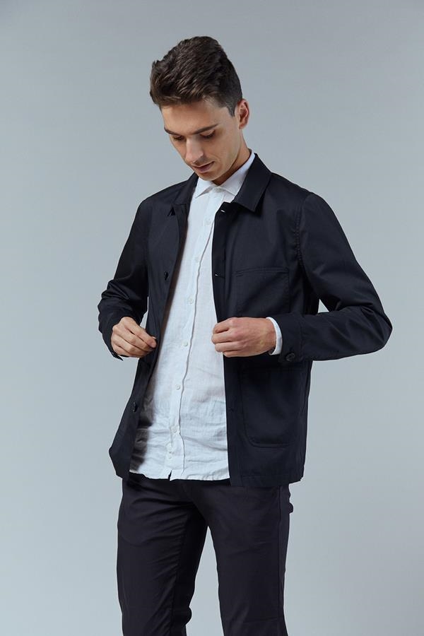 SOBRECAMISA NEGRA | ANTONIO MIRO