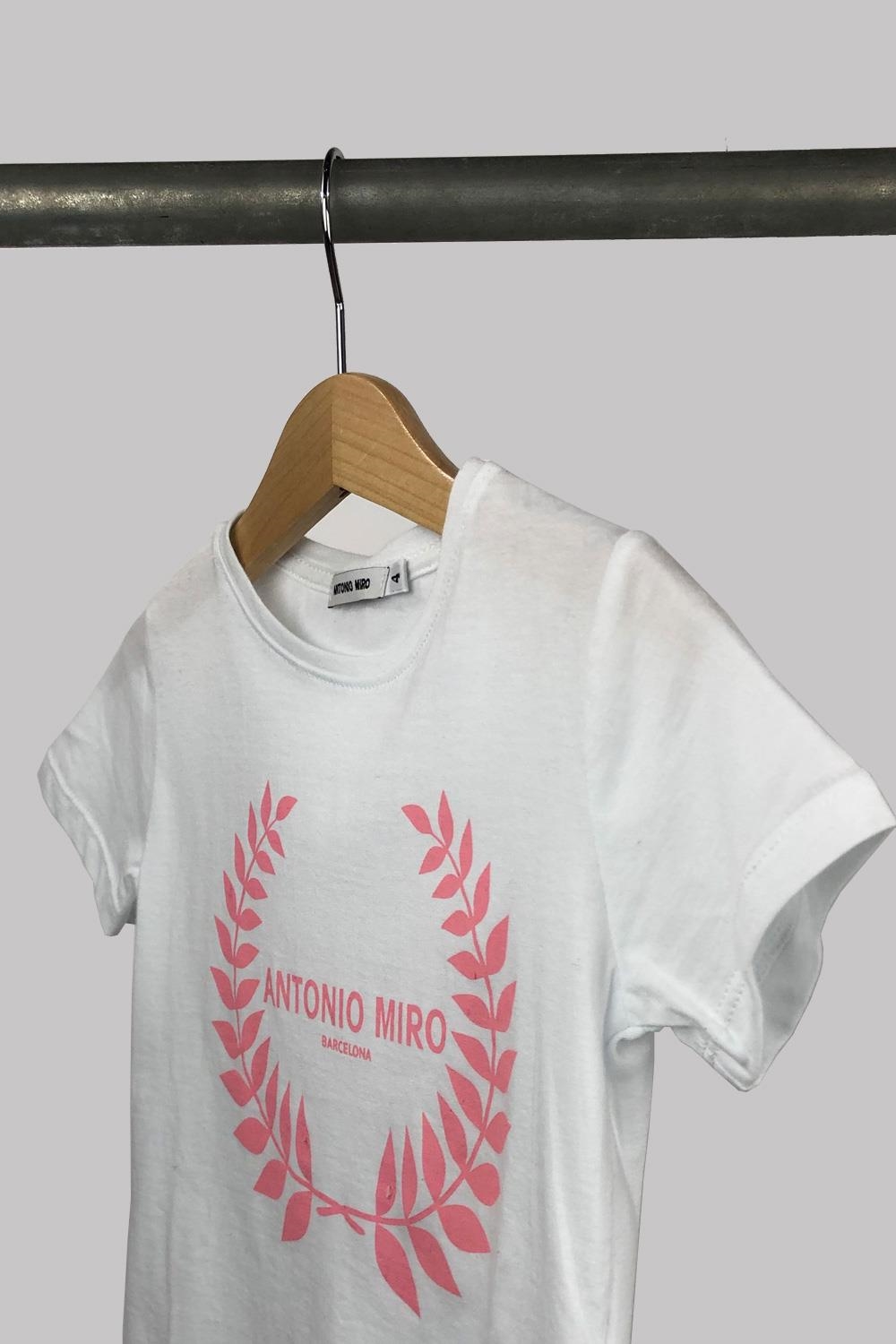 Camiseta corona laurel | 2526