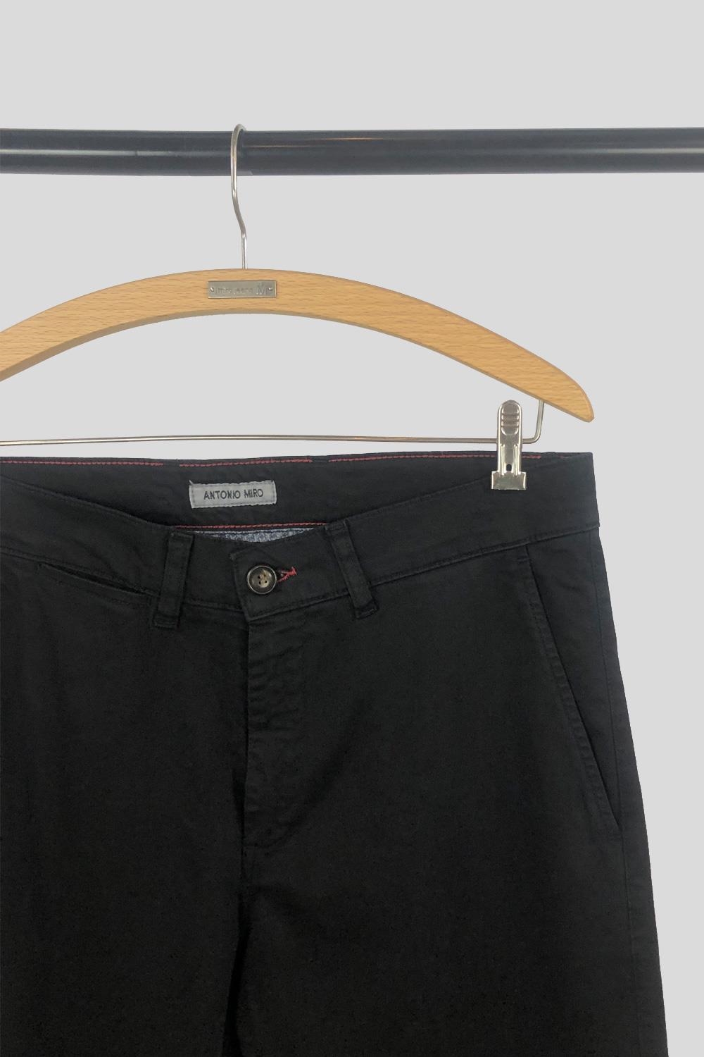 Pantalón chino elástico negro | 4062