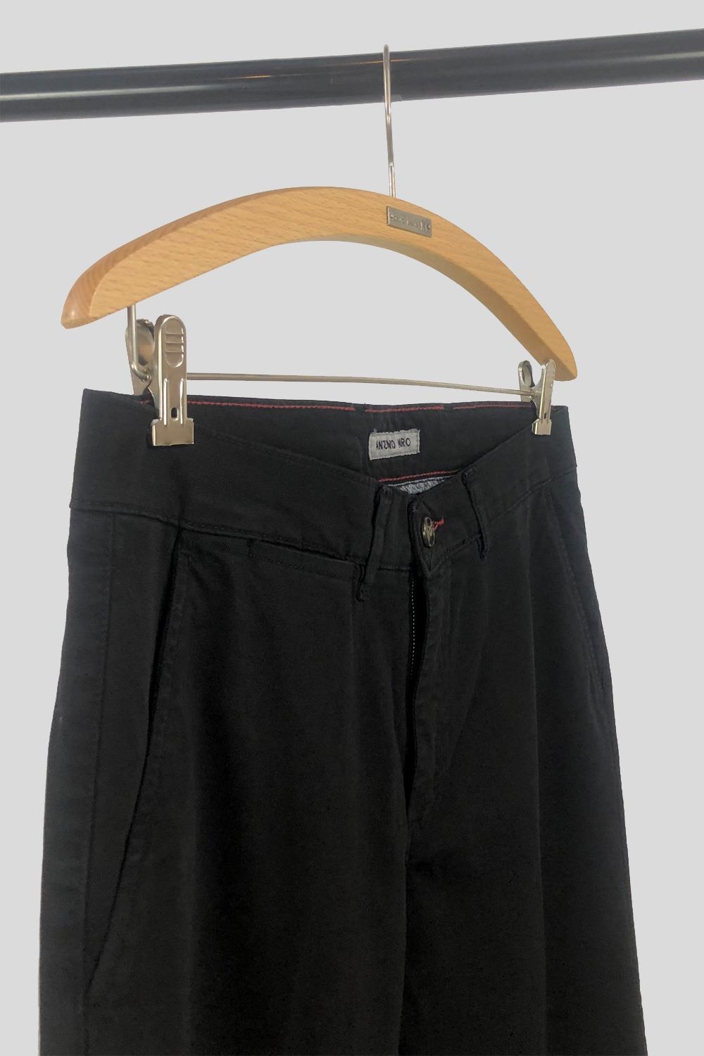 Pantalón chino elástico negro | 4062