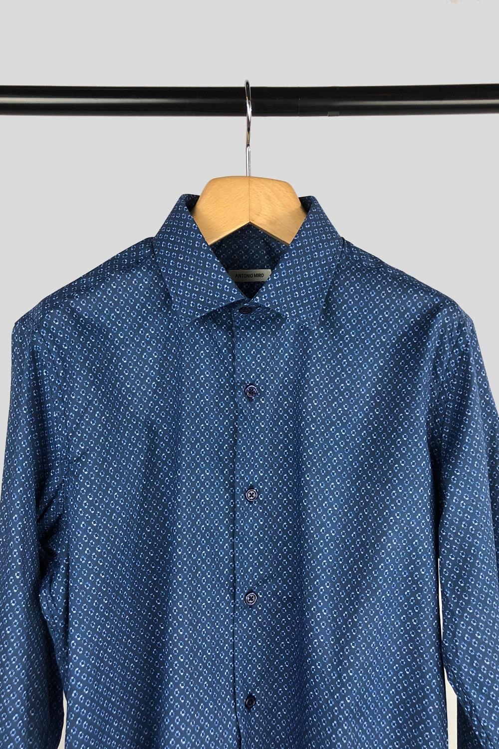 Camisa azul con flores a tono | 1608HCVF03/016